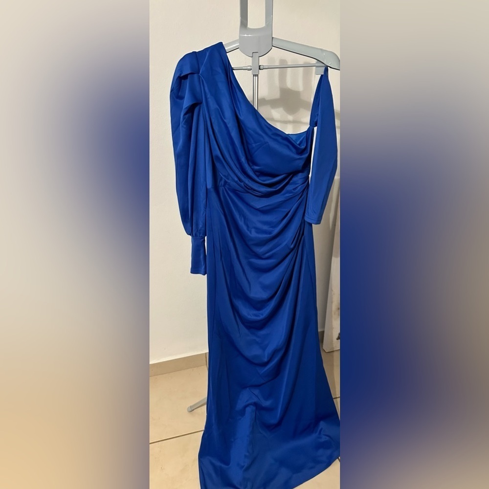 Elegant Blue One-Shoulder Dress